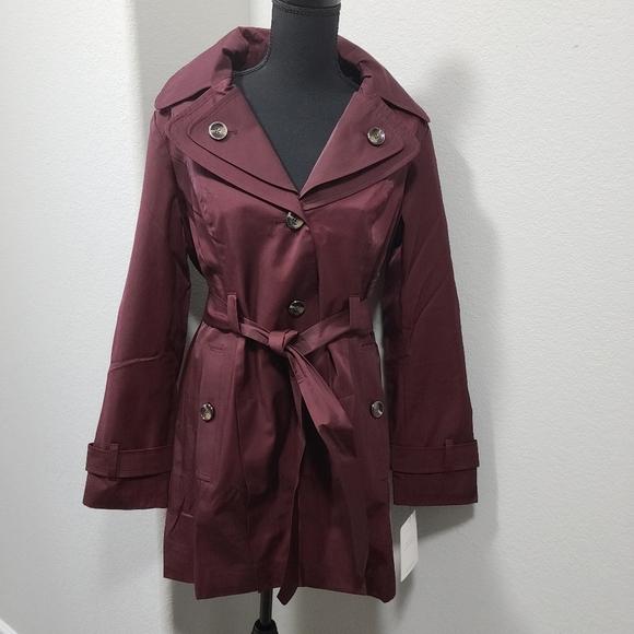 NEW!London Fog raincoat - Picture 1 of 3